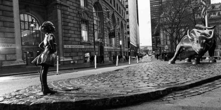 Bank behind New York’s famed ‘Fearless Girl’ statue gored over gender pay discrepancies