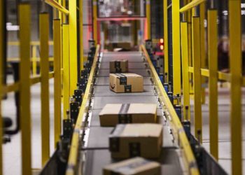 Amazon stops buying shopping ads on Google