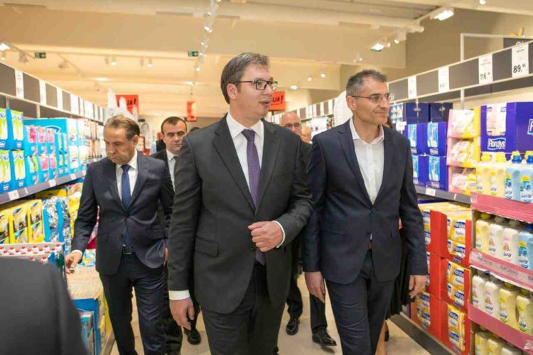 Cues of people at opening of Lidl’s 16 stores in 12 Serbian cities
